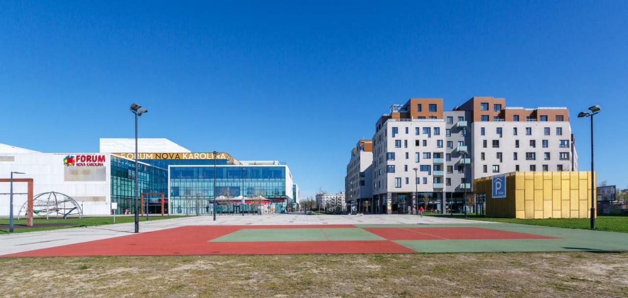 Golden Apartments Rezidence Nova Karolina Ostrava Exteriör bild